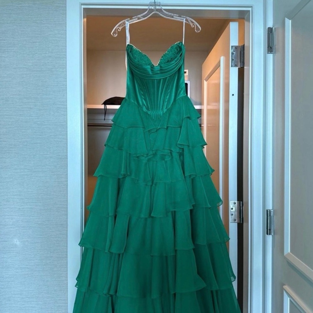 Sherri Hill Strapless Emerald Tiered Ruffle Gown